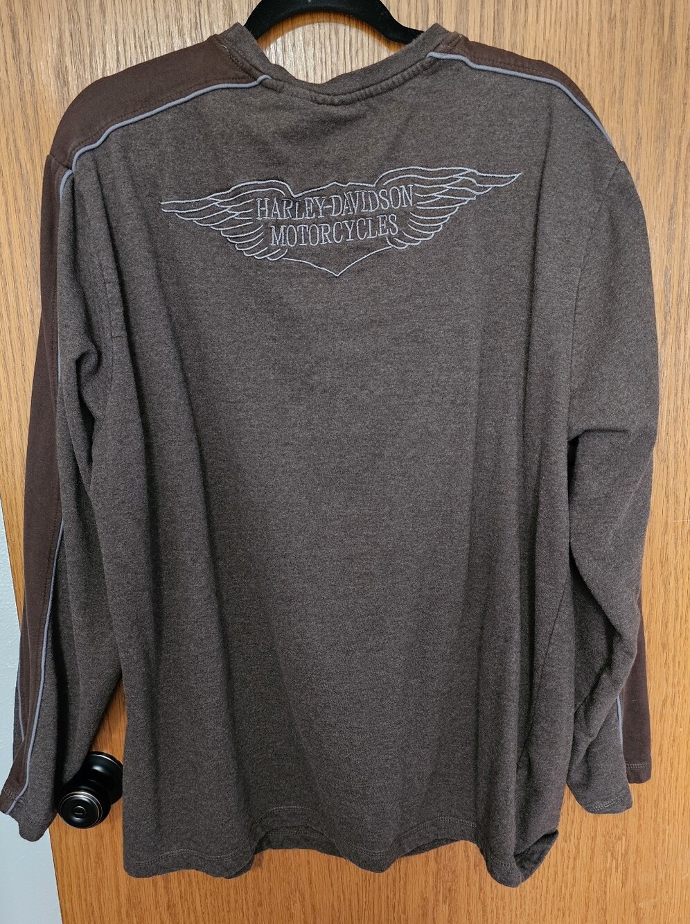 FINAL...Harley-Davidson Brown Long Sleeve Logo Tee - Picture 3 of 7
